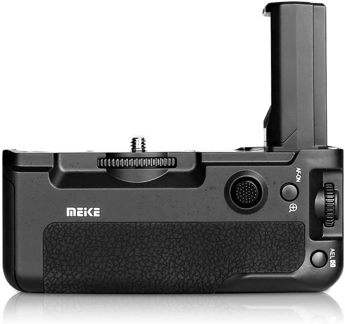 Meike MK A9 Professional Vertical Battery Grip for Sony A9 A7RIII A7III Camera - Image 2